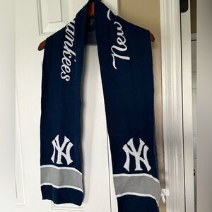 New York Yankees MLB wordmark knit scarf Forever Collectibles Genuine Merch